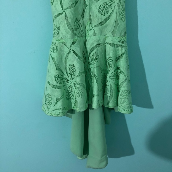 ☀️ NWOT Light Pastel Green High Low Top - Size M - Picture 4 of 12